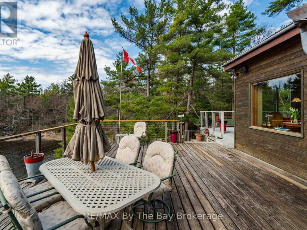 3888 Is 820/Mermaid Is, Georgian Bay