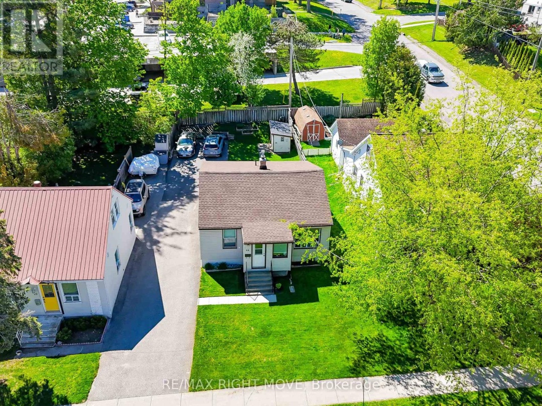 22 Albany Avenue, Orillia