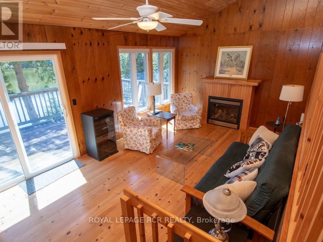 24 Juniper Crescent, Four Mile Lake