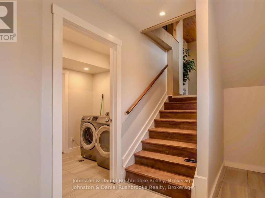 1267 SILVER LAKE ROAD, 