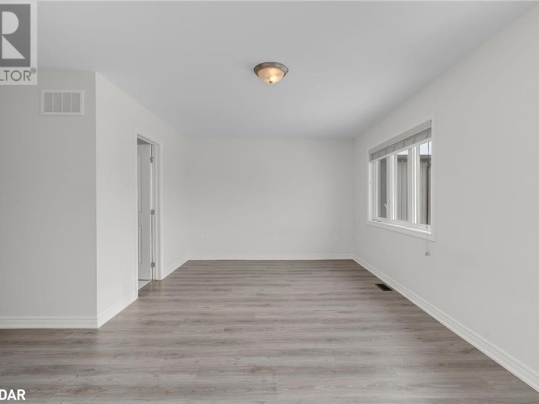 19 Churchlea Mews, Orillia