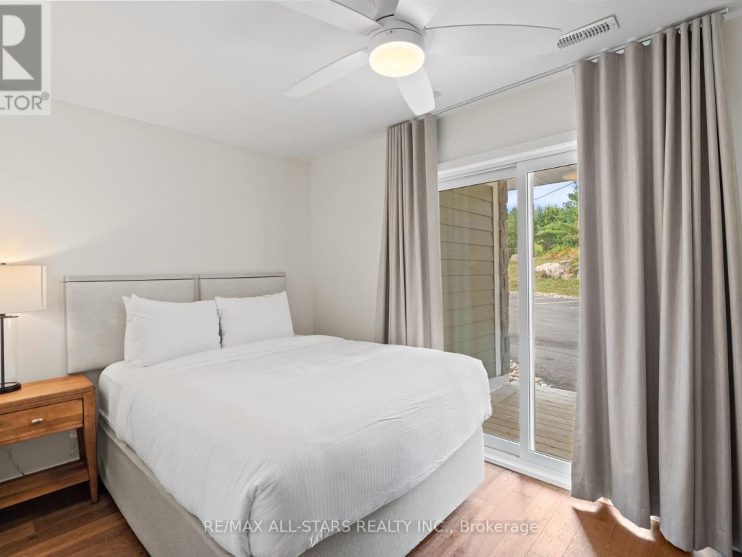 31 1869 Muskoka Road 118, 