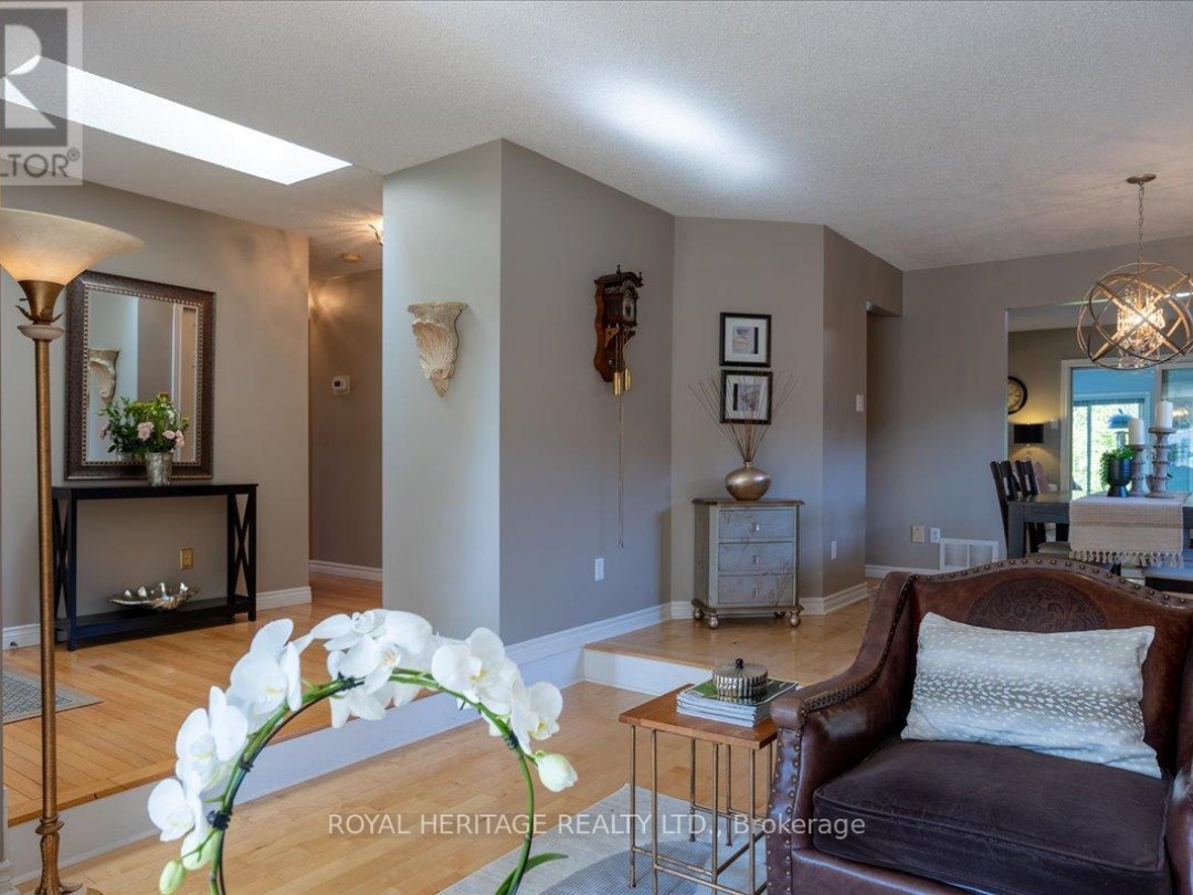 38 Patricia Place, Pigeon Lake