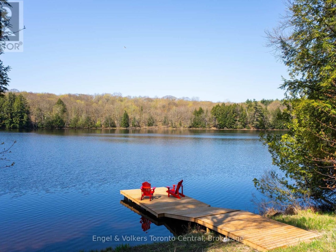 1457 Lake Joseph Road, Mctaggart Lake
