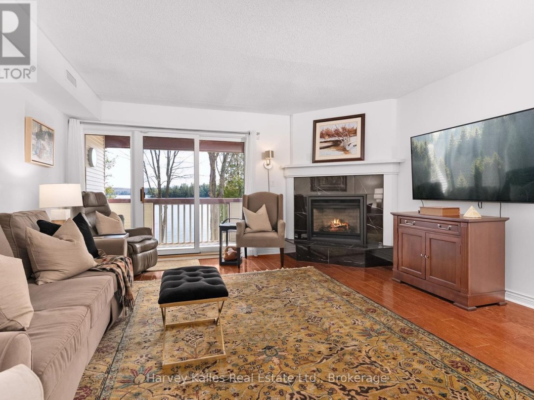 204 10 Coveside Drive, Fairy Lake
