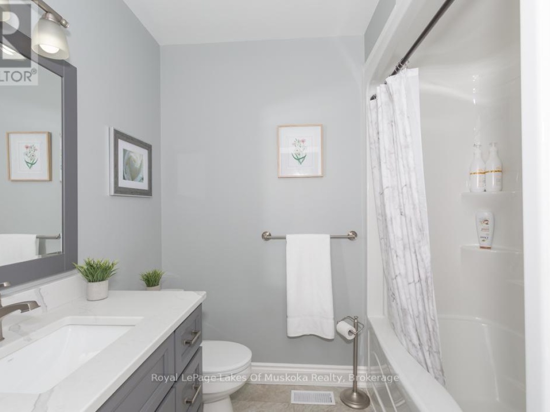 202 - 10A KIMBERLEY STREET, 