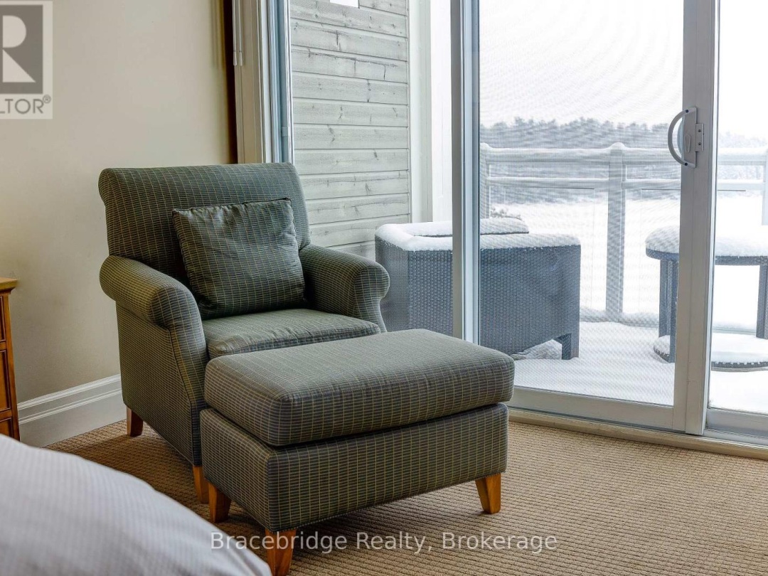 1869 MUSKOKA RD 118 W HIGHWAY, 