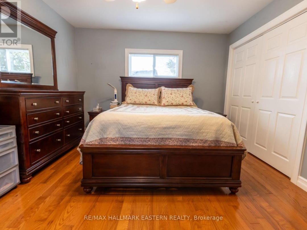 4 Hollyville Boulevard, Sturgeon Lake