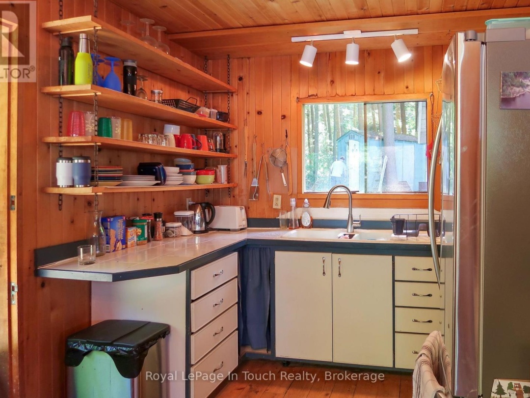 15052 GEORGIAN BAY SHORE, Georgian Bay