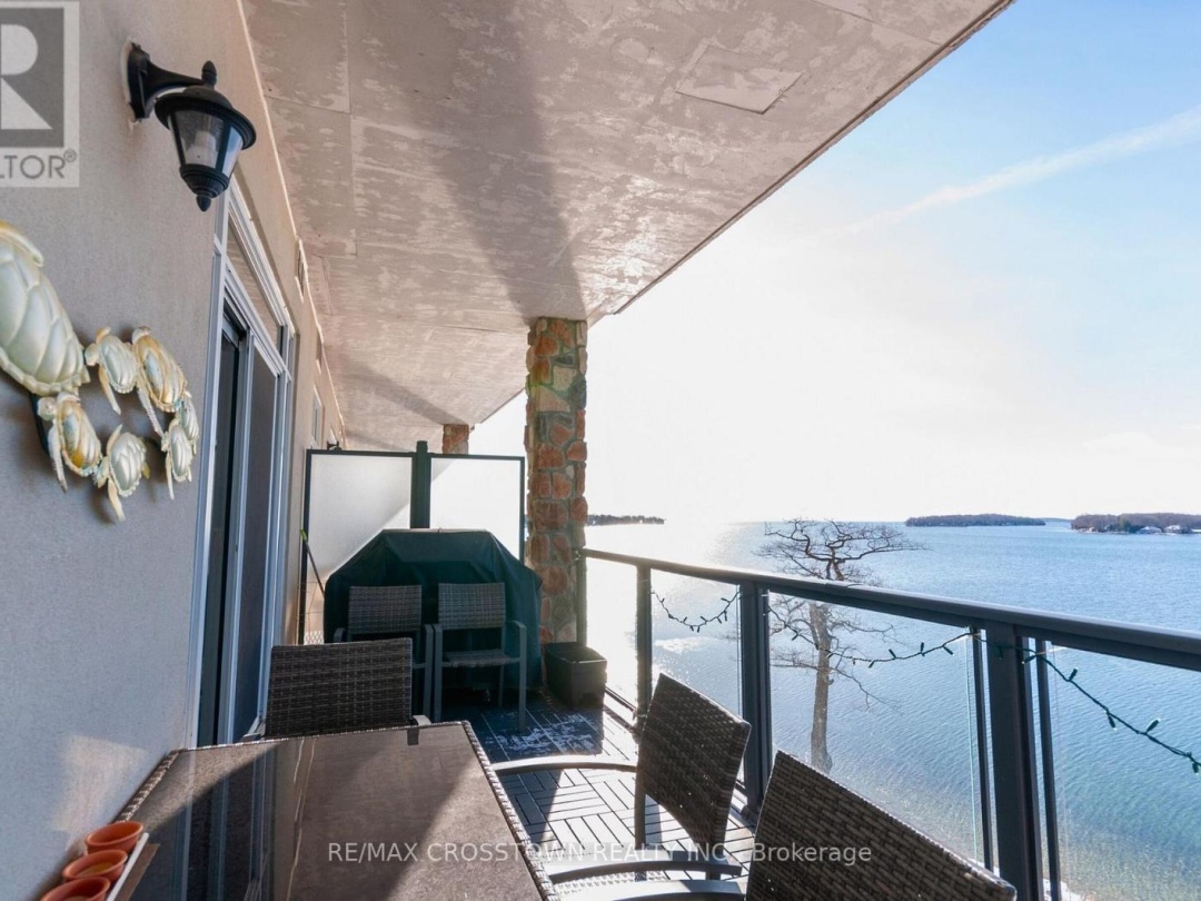401 90 Orchard Point Road, Lake Simcoe