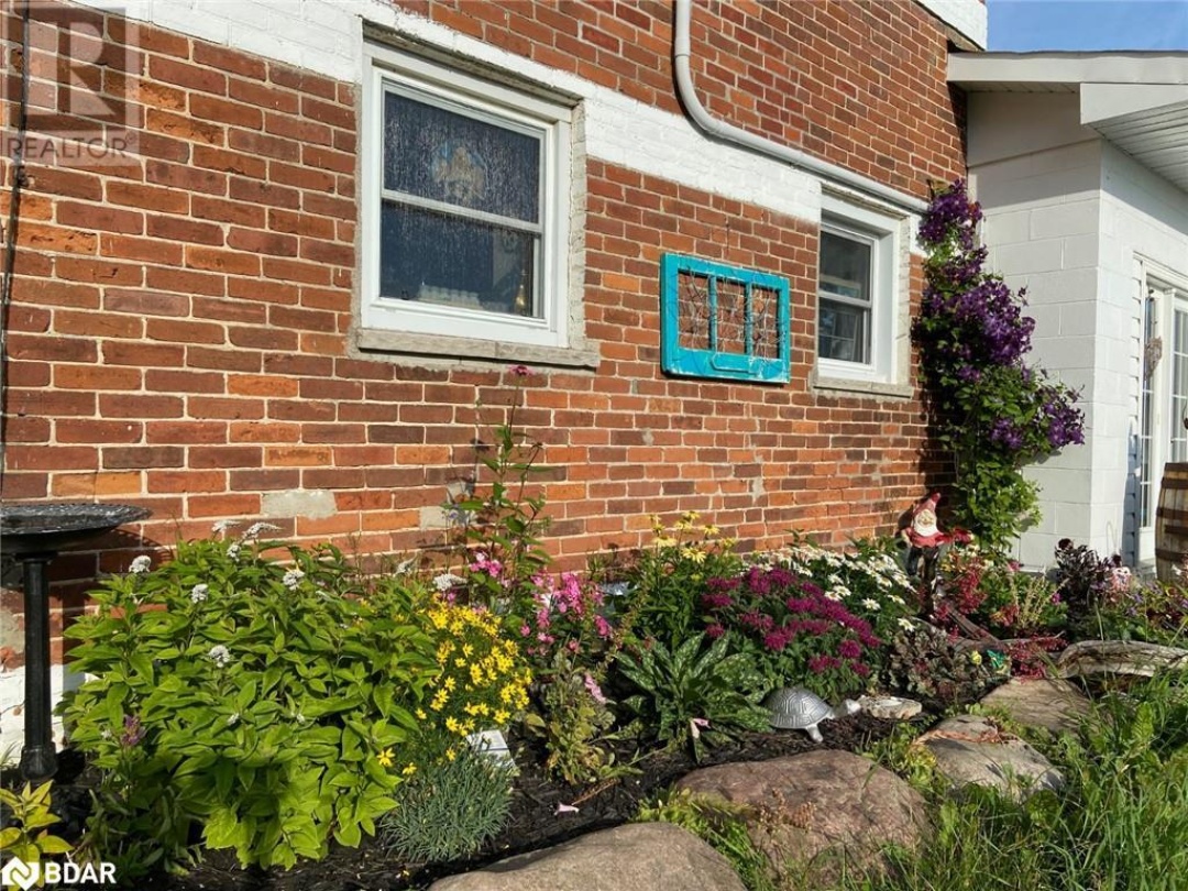 650 MERTZ CORNER Road, Tiny