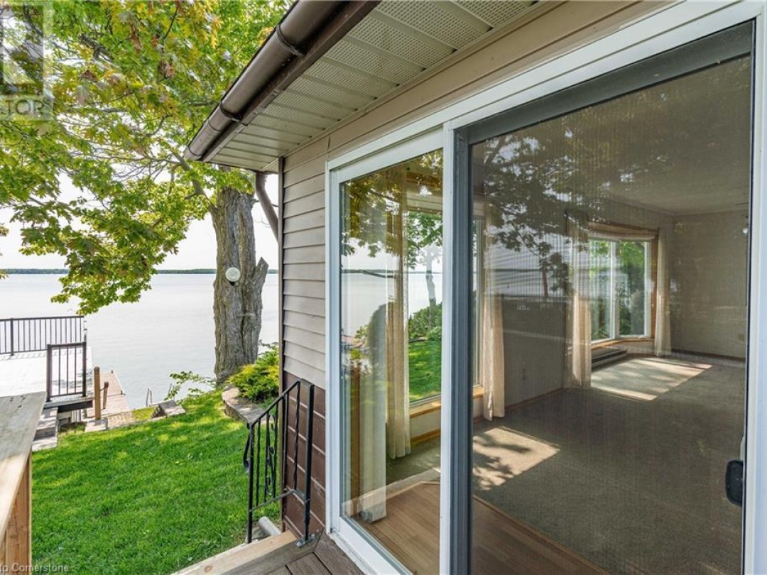 2703 LAKESIDE Drive, 