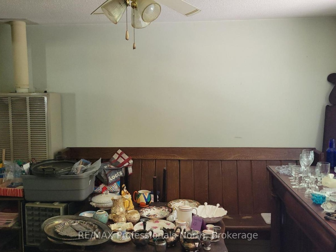 21 MEADOW PARK DRIVE, 