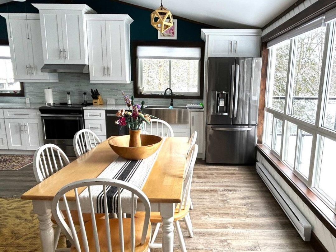 2271 Watts Road, Little Kennisis Lake