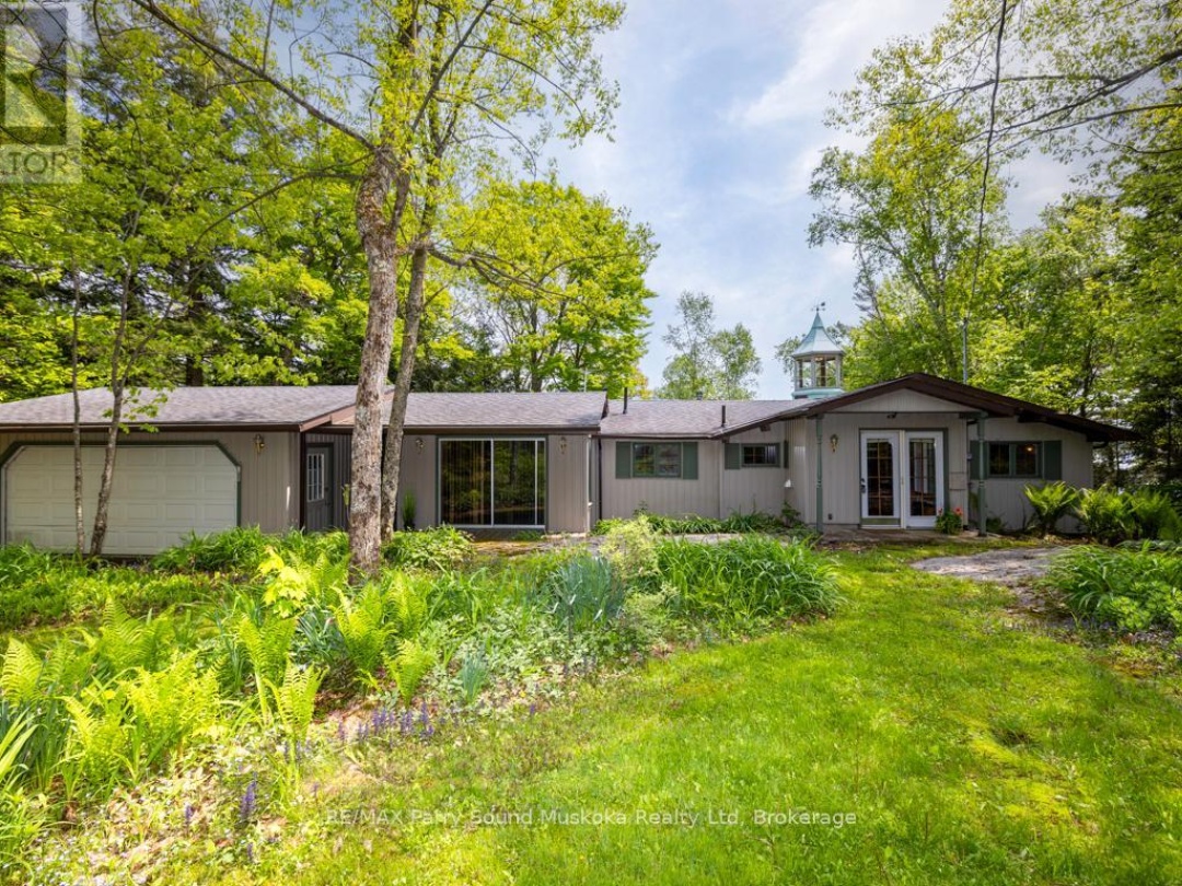 49 Bayshore Drive, Clear Lake