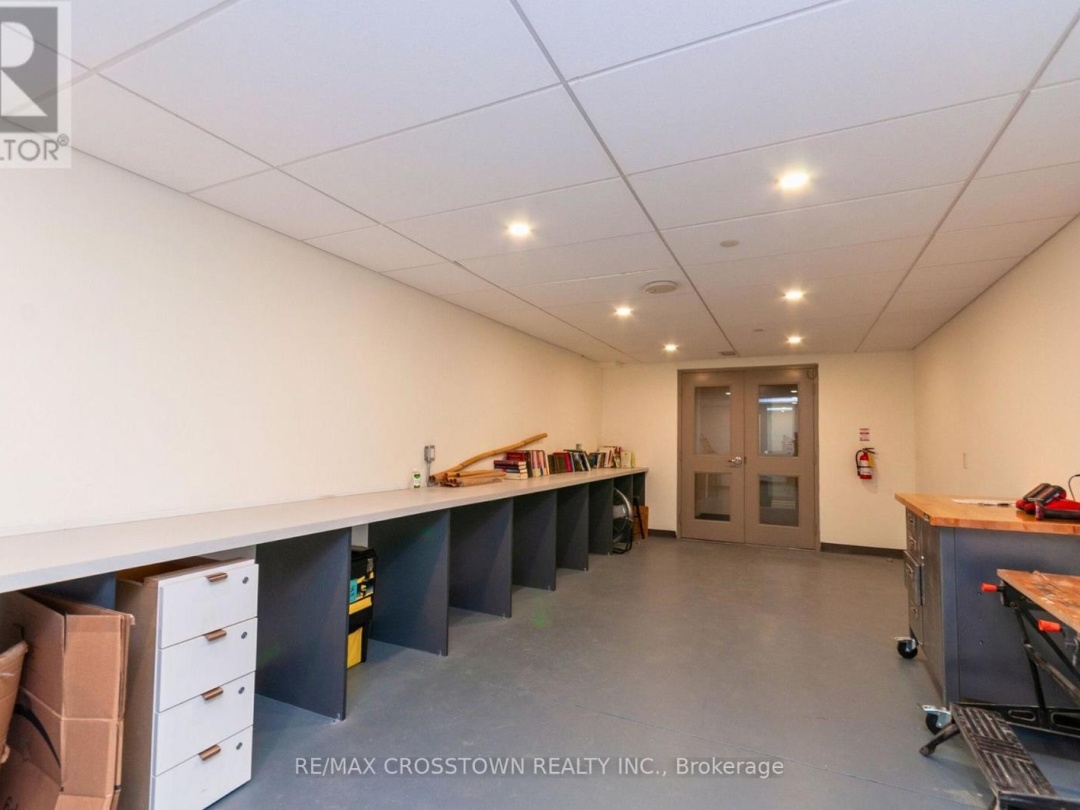 401 90 Orchard Point Road, Lake Simcoe