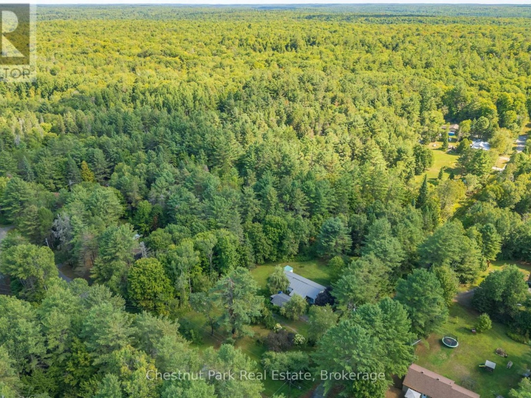 1047 NAISMITH ROAD E, 