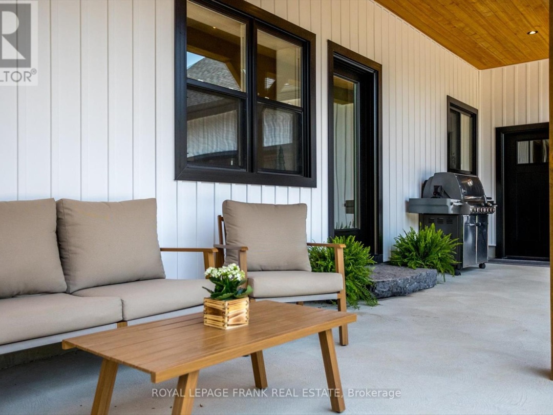 652 County Road 49, Trent Lakes