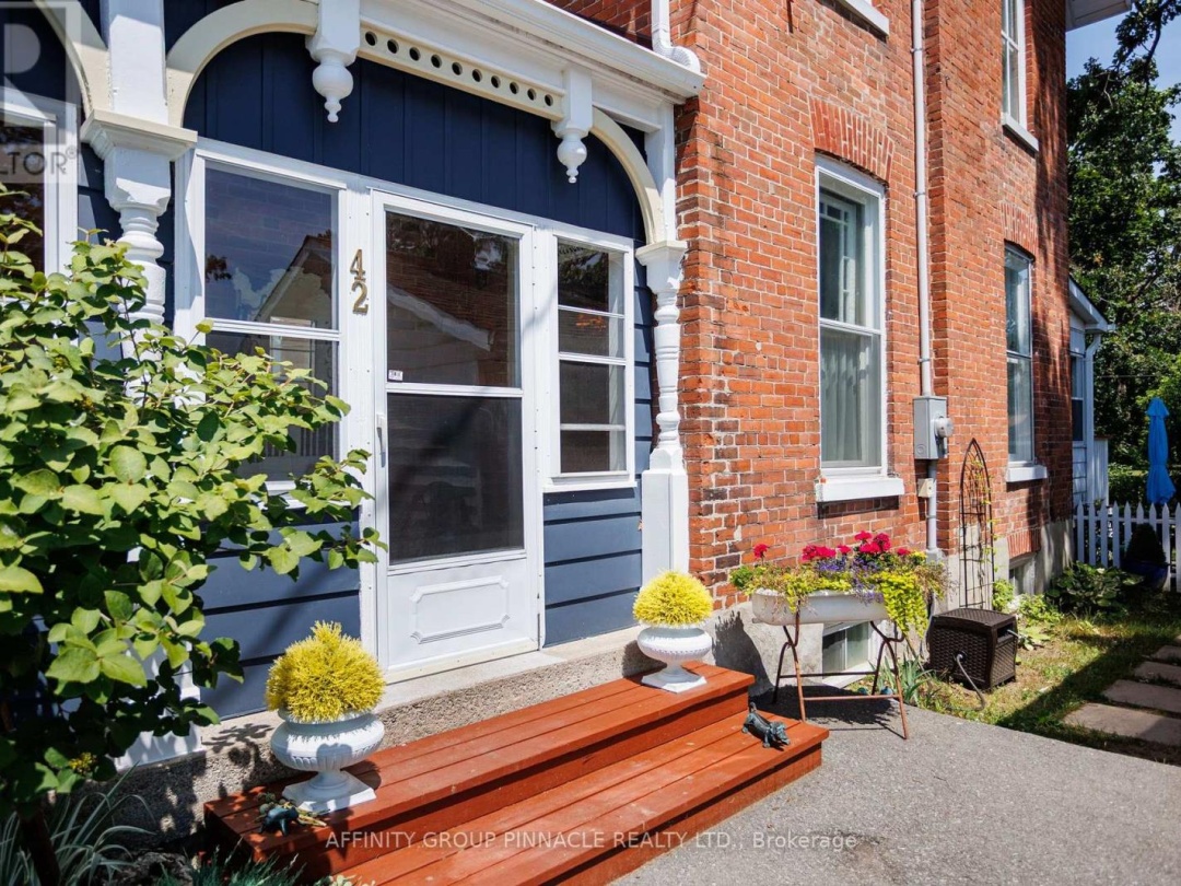 42 OAK STREET, 