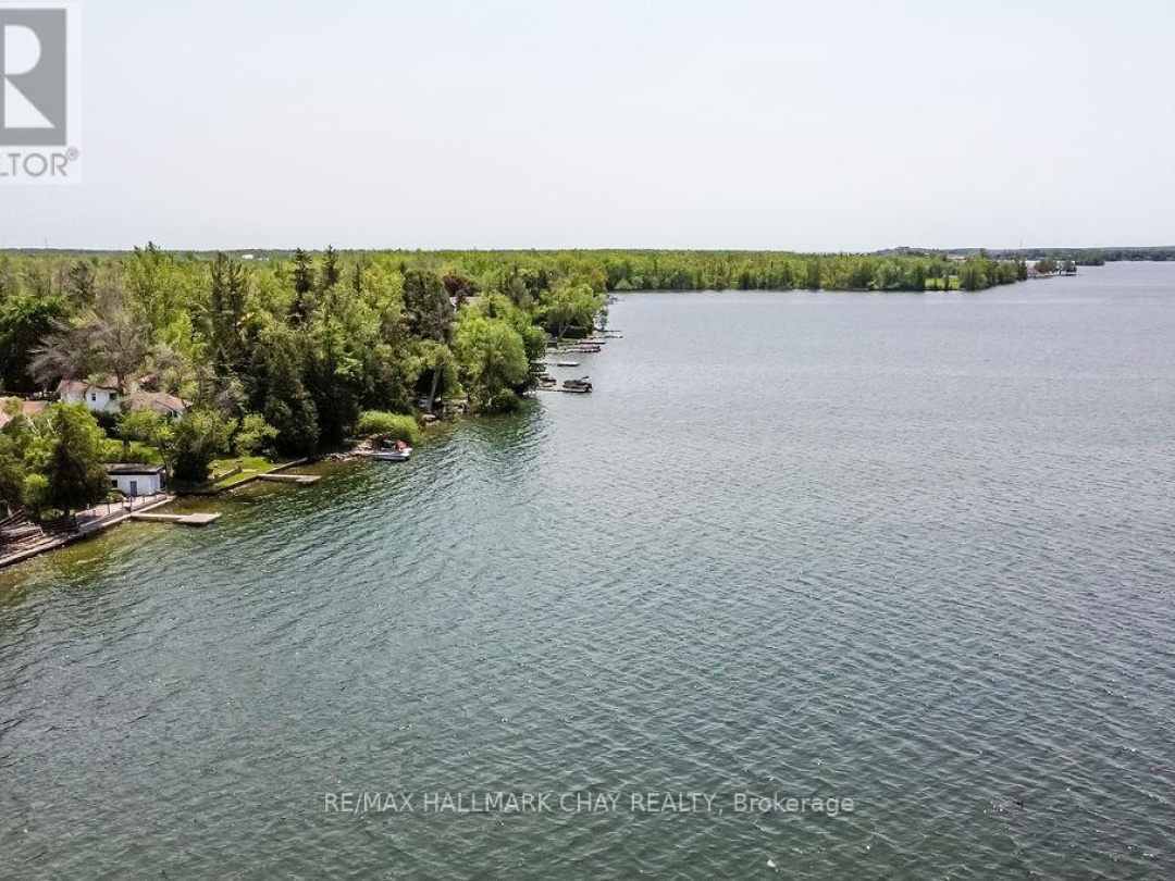5566 Gray's Bay Road, Lake Couchiching
