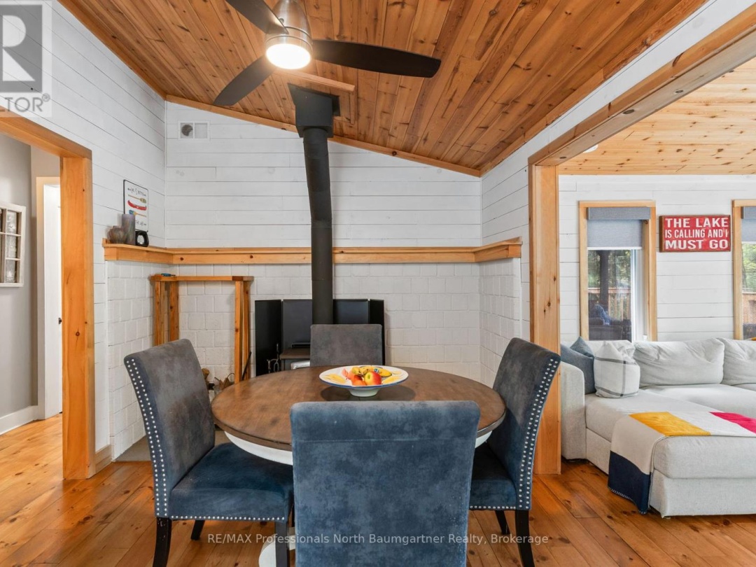 2129 Telephone Bay Road, Highlands East