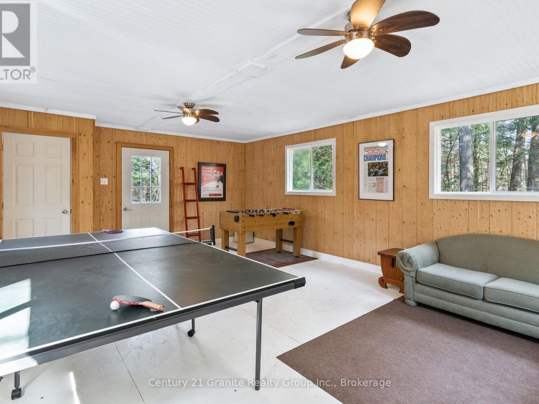 1027 Heney Trail, Big Hawk Lake