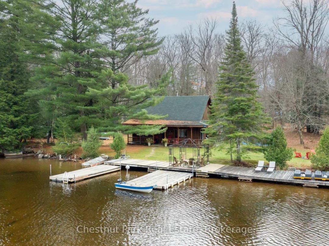 30 MCVITTIE ISLAND, Lake Muskoka