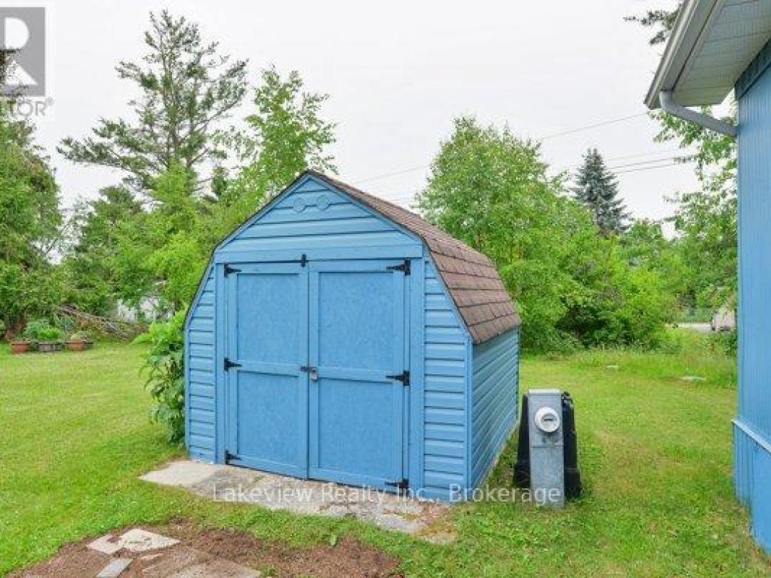 17 MONTGREENAN DRIVE, 