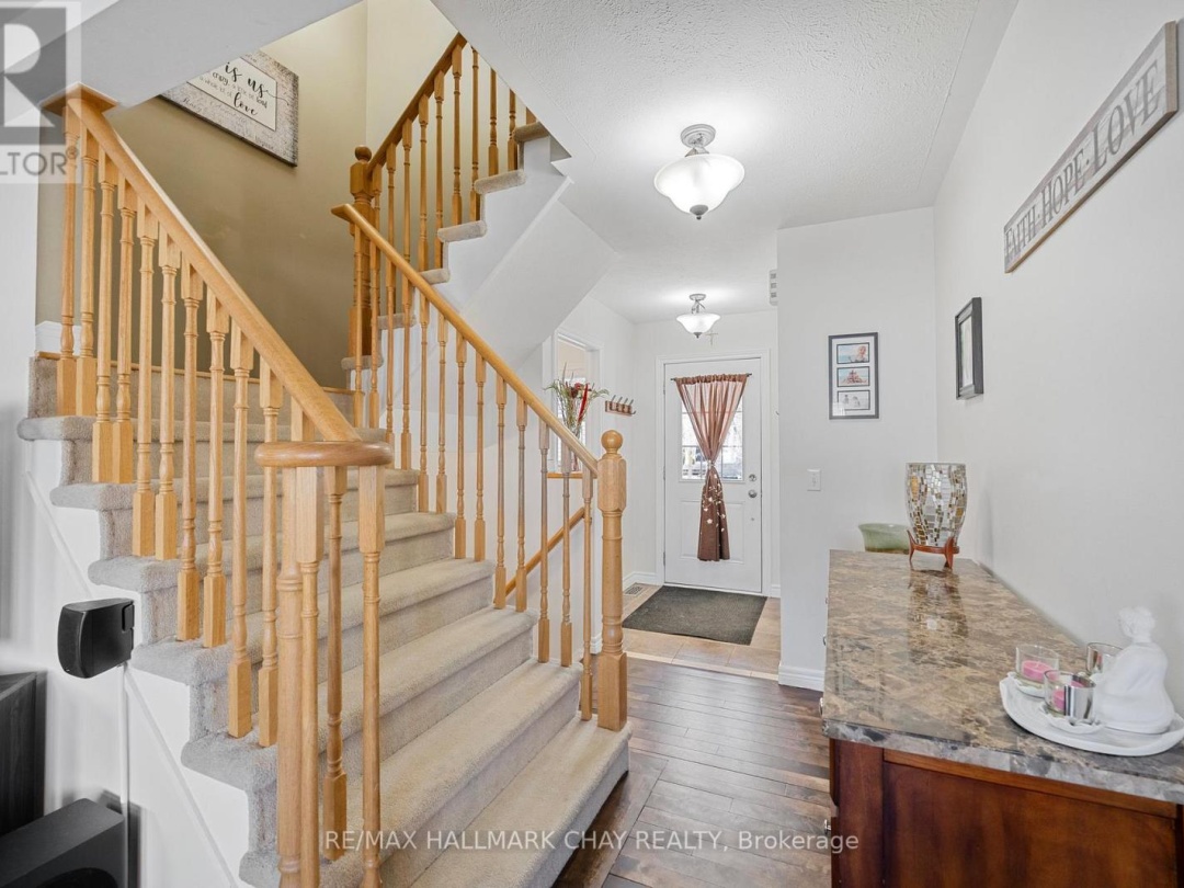 5 800 West Ridge Boulevard, Orillia