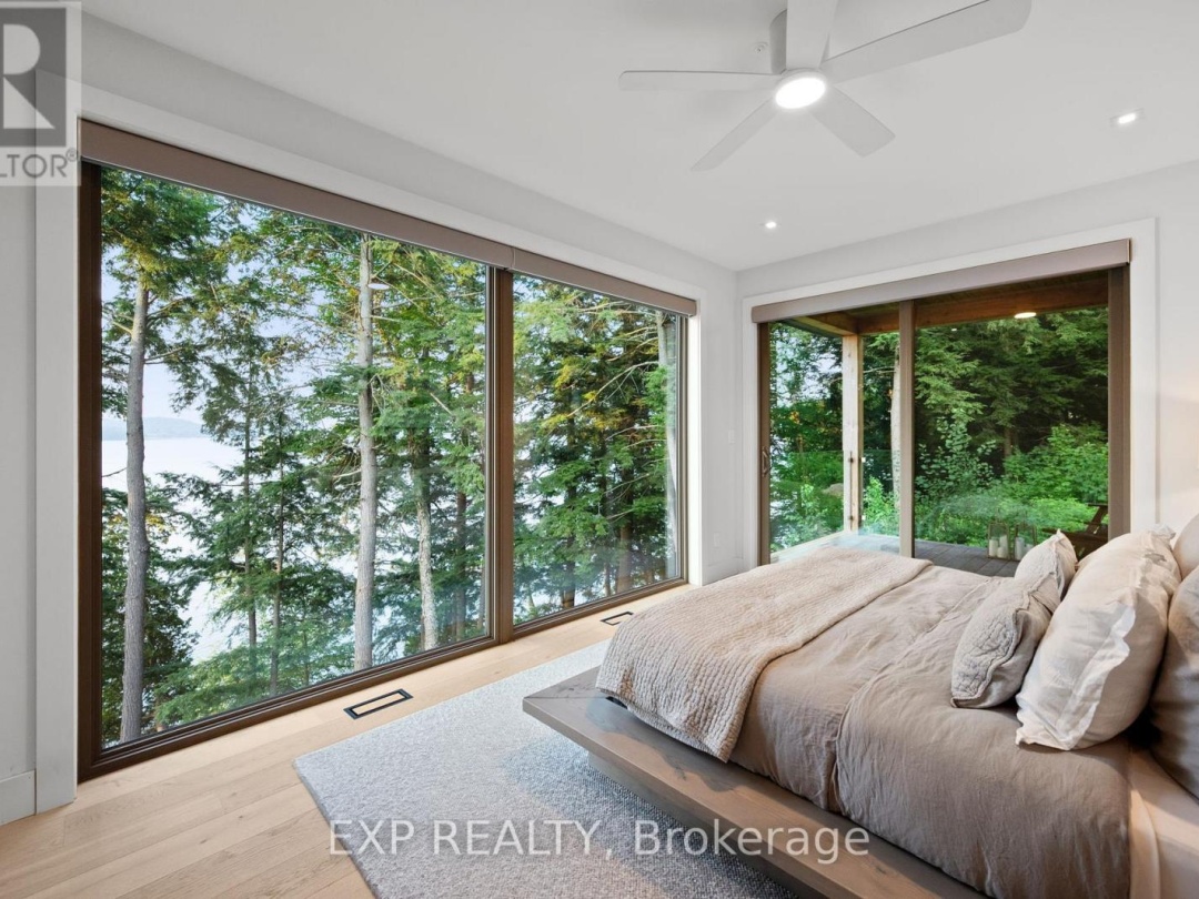 124 CLAREN CRESCENT, 