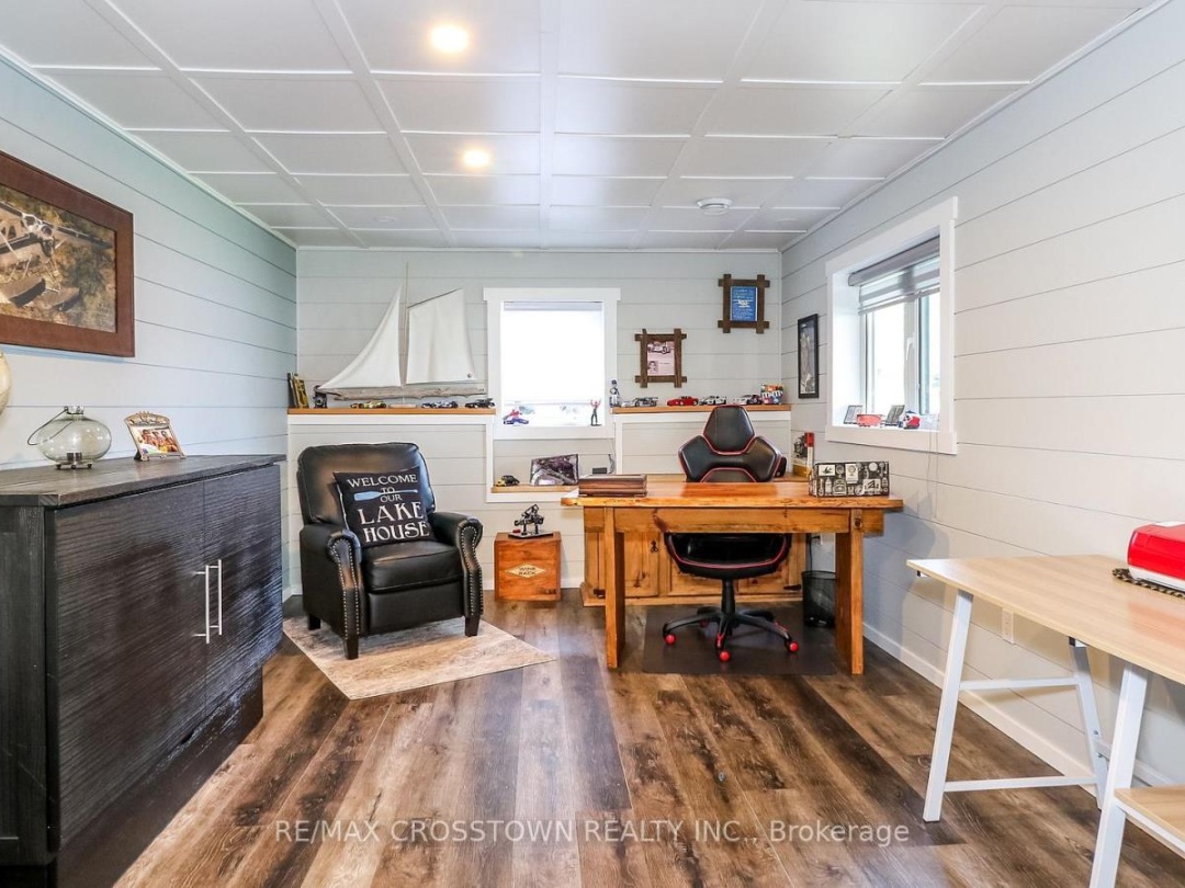 241 Eight Mile Point Road, Lake Simcoe