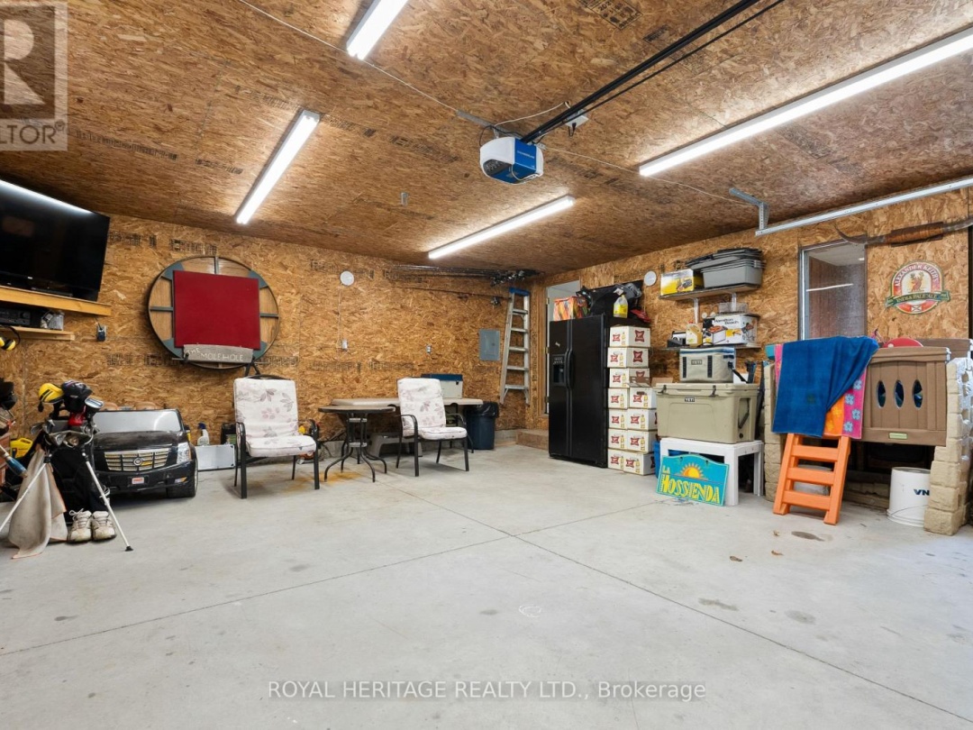 65 BESSIE AVENUE N, 