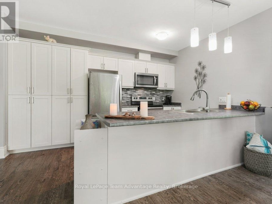 103 - 11B SALT DOCK ROAD, 