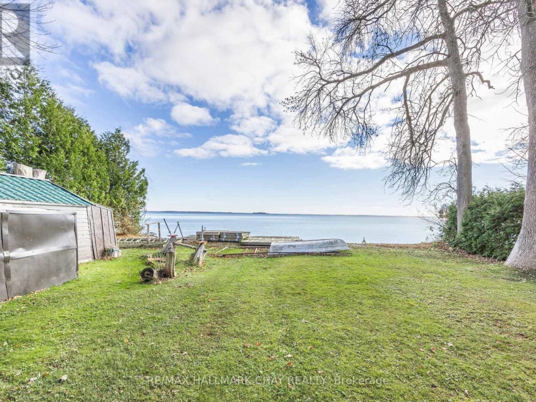 769 Woodland Drive, Lake Simcoe
