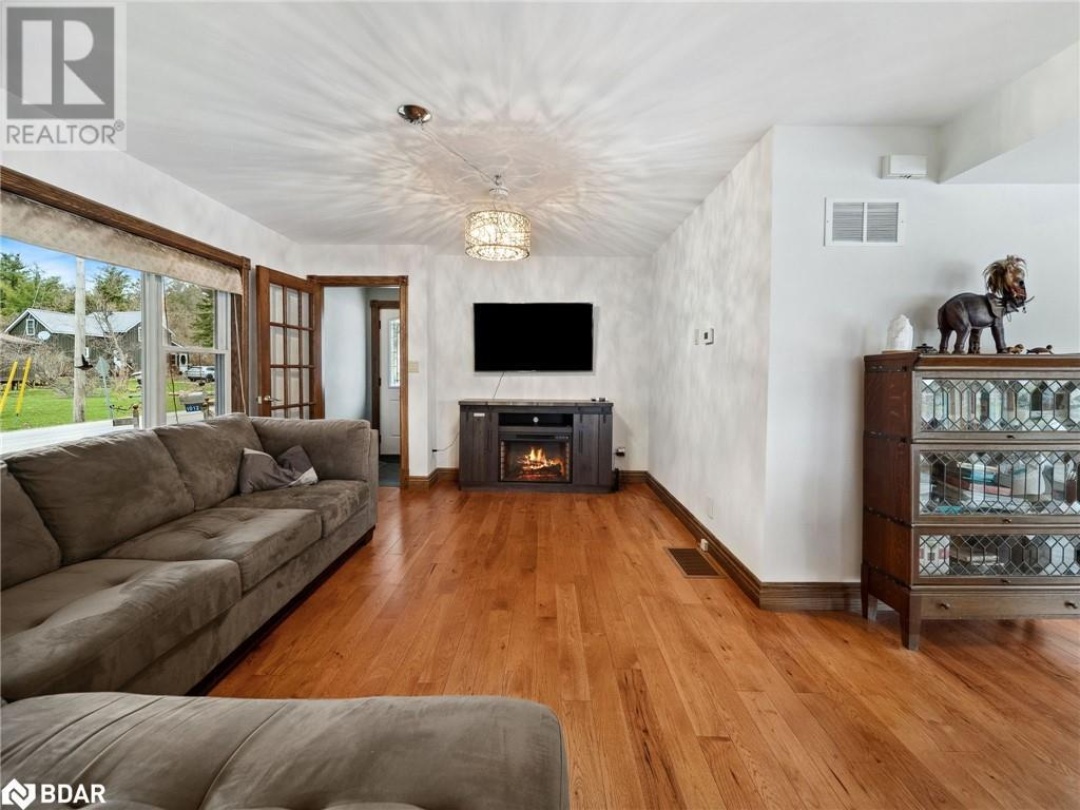 1012 Cowbell Lane, Severn Lake