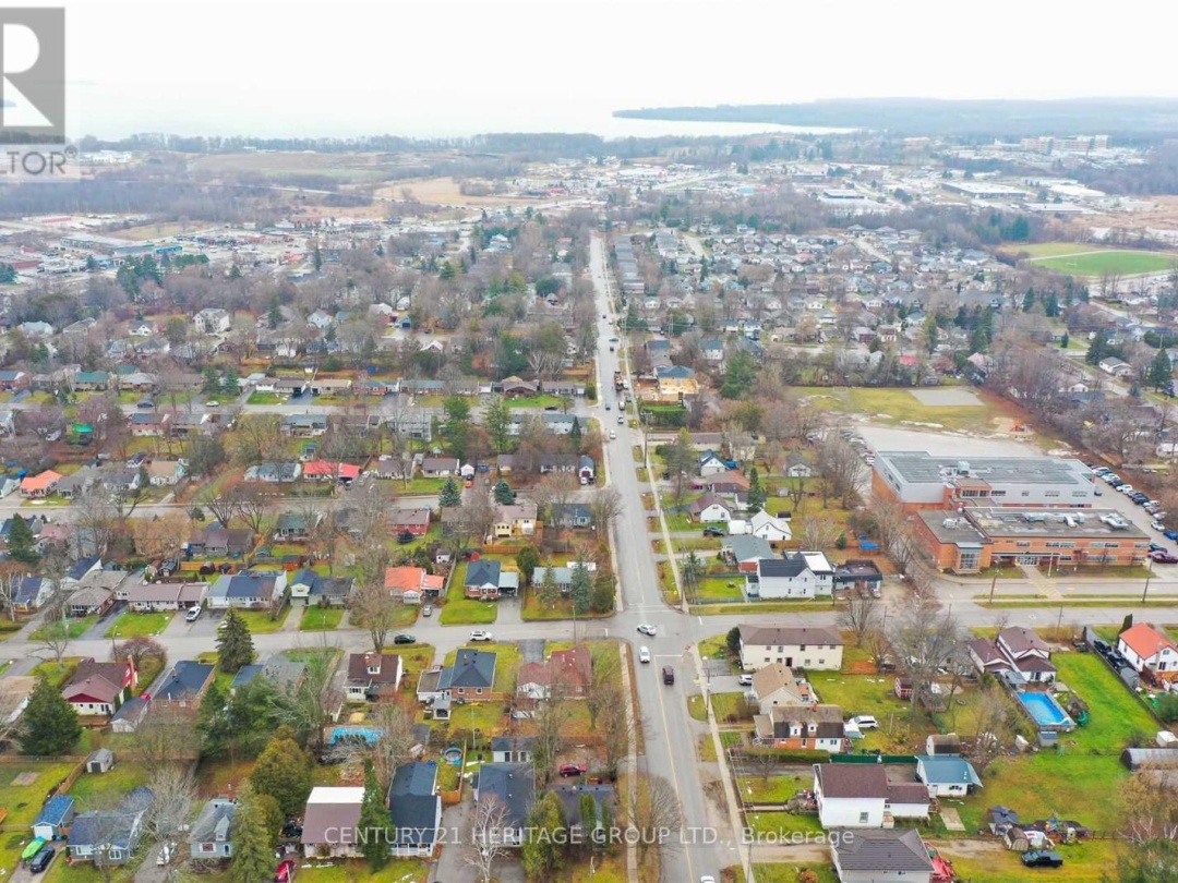 36 ARGYLE AVENUE, Orillia