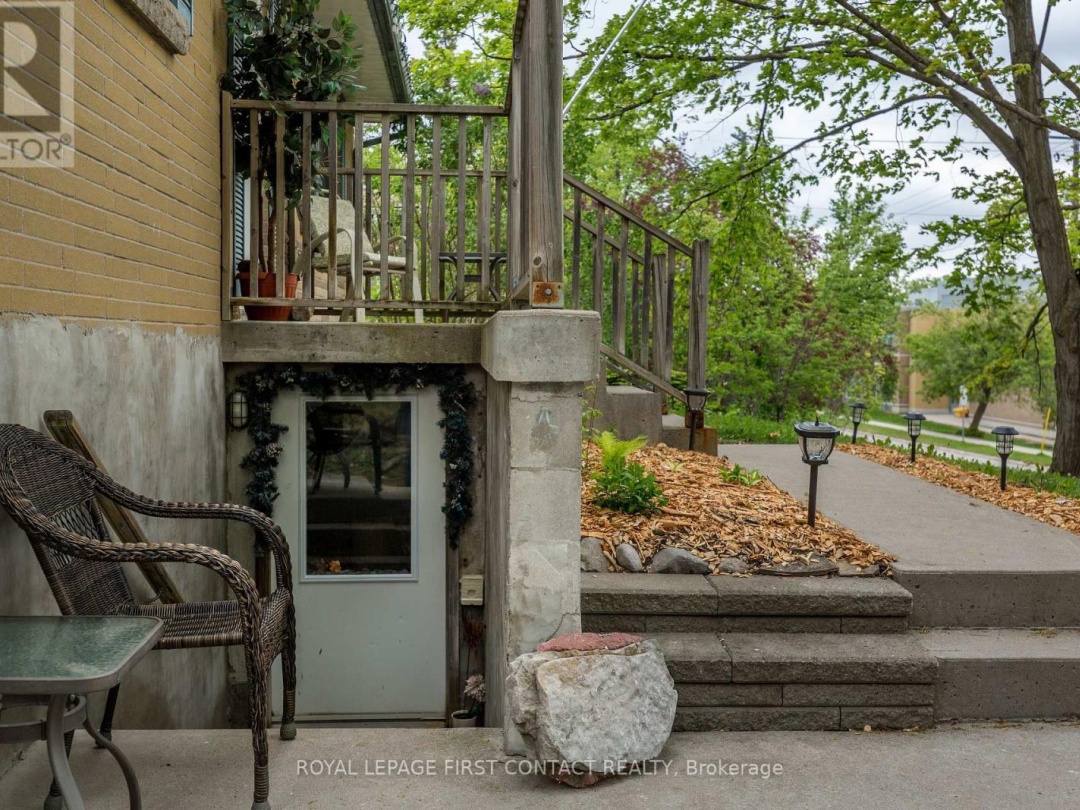 48 BRANT STREET W, Orillia