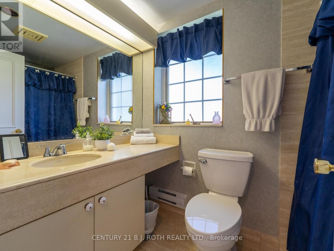 16 - 60 LAGUNA PARKWAY, 