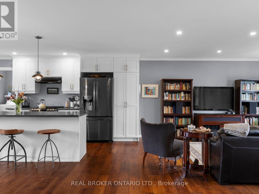95 Simcoe Road, Ramara