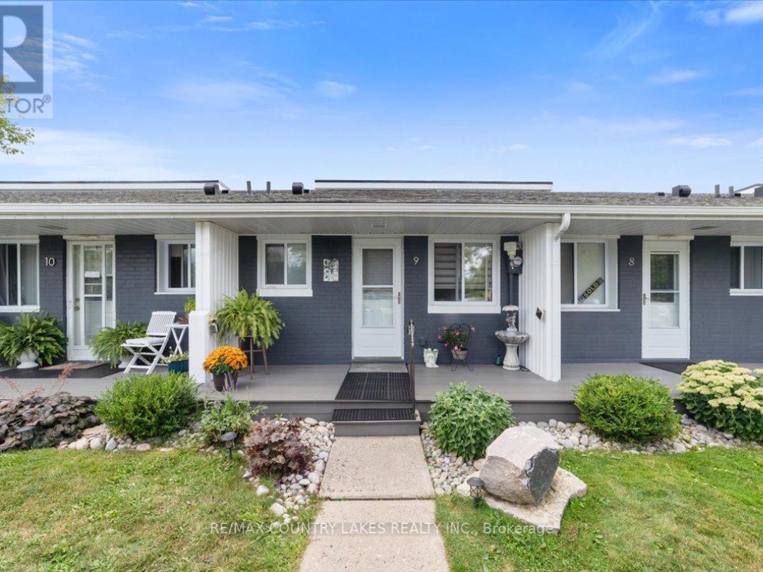 9 3 Paradise Boulevard, Lake Simcoe