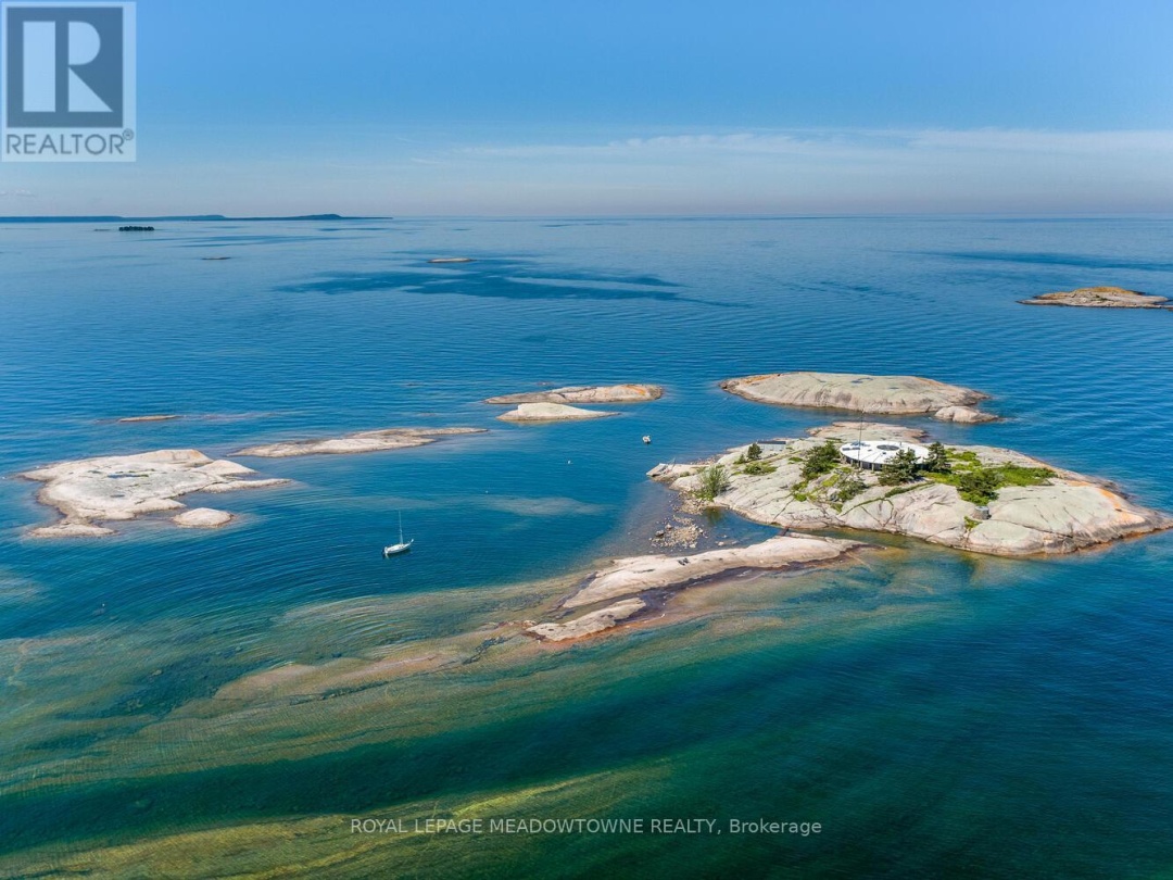 2 3700 THE TABLE ROCK ISLANDS, 