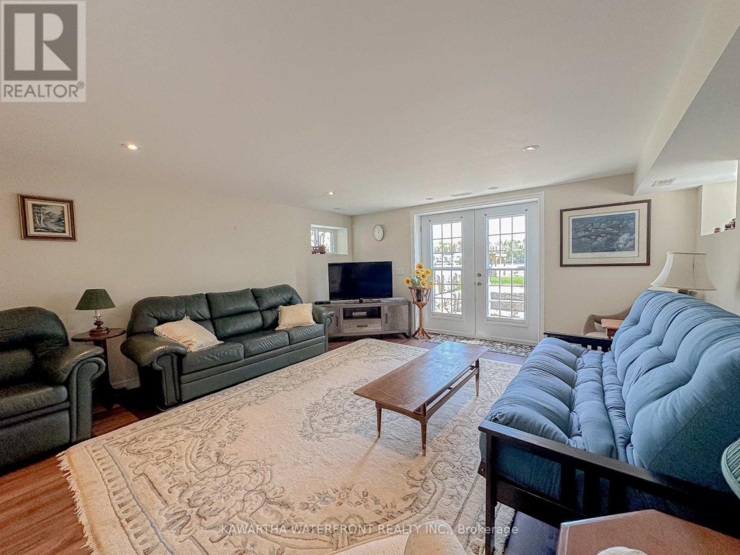 47 NORTH WATER STREET, Trent-severn Waterway