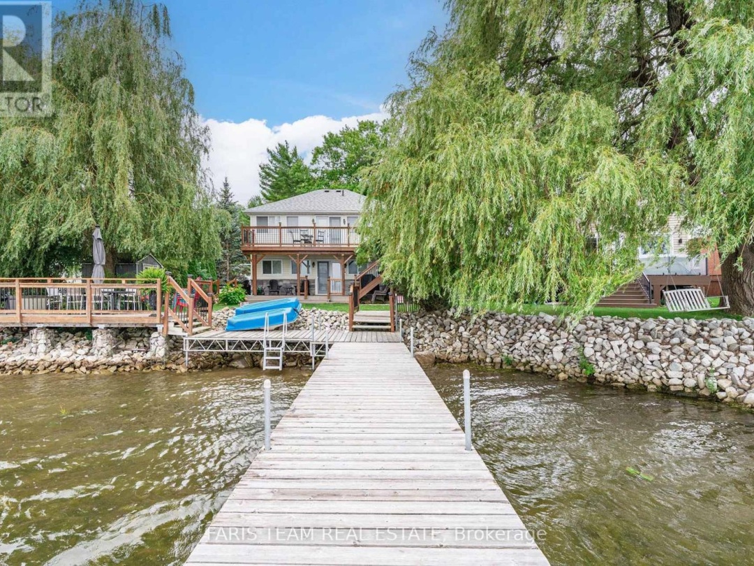 282 Robins Point Road, Georgian Bay