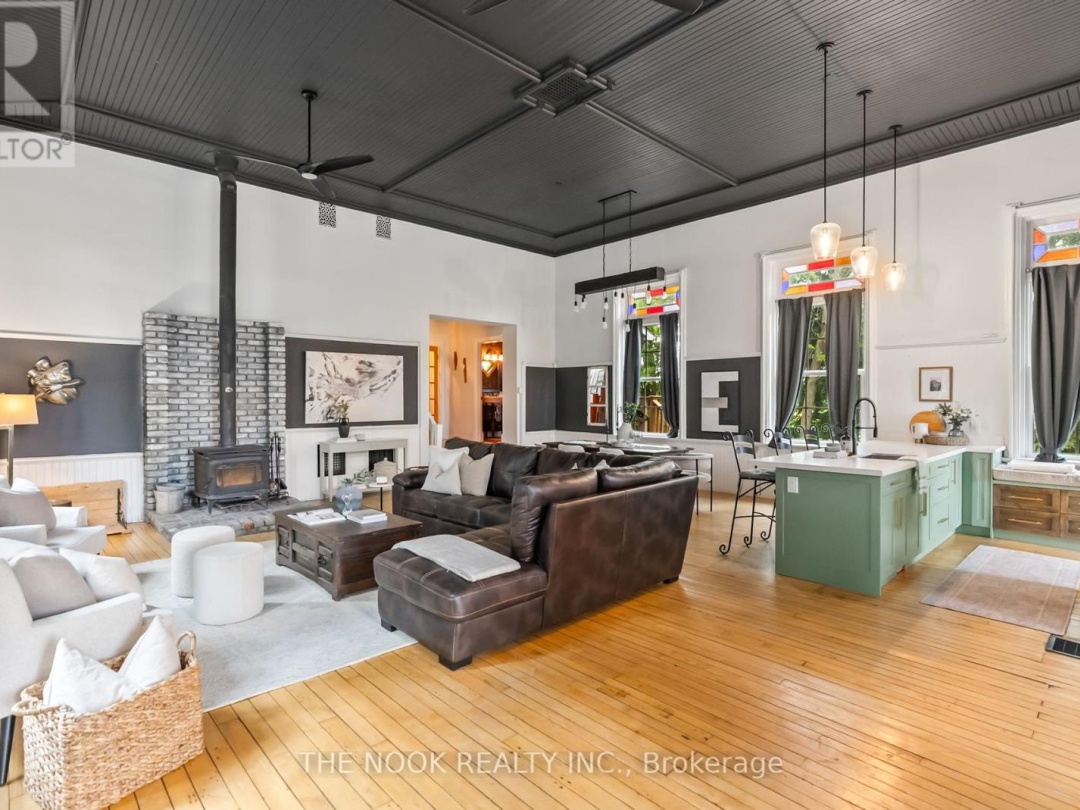 275 VALENTIA ROAD, 