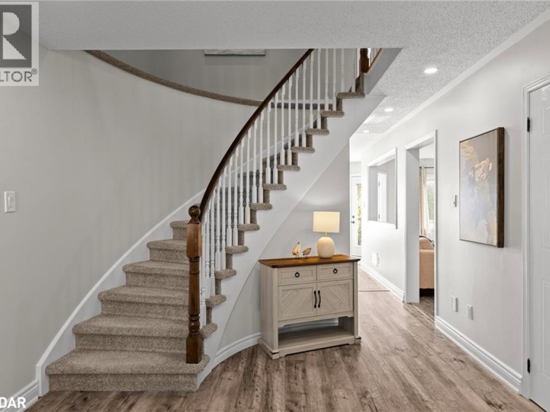 21 BRANDON Crescent, 