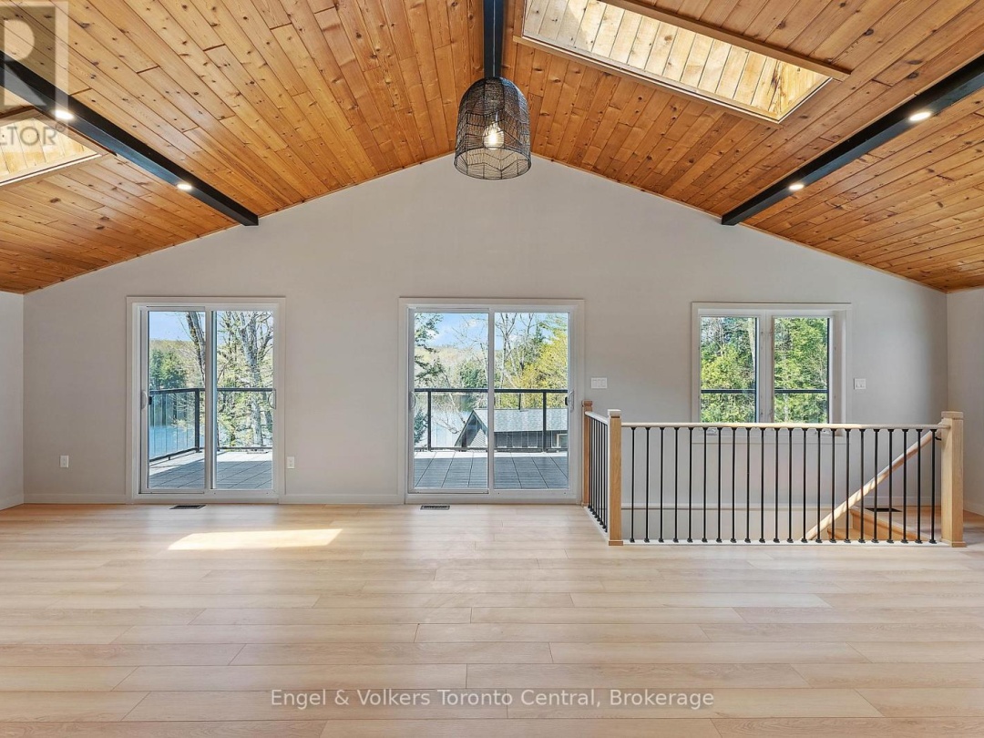 1457 Lake Joseph Road, Mctaggart Lake