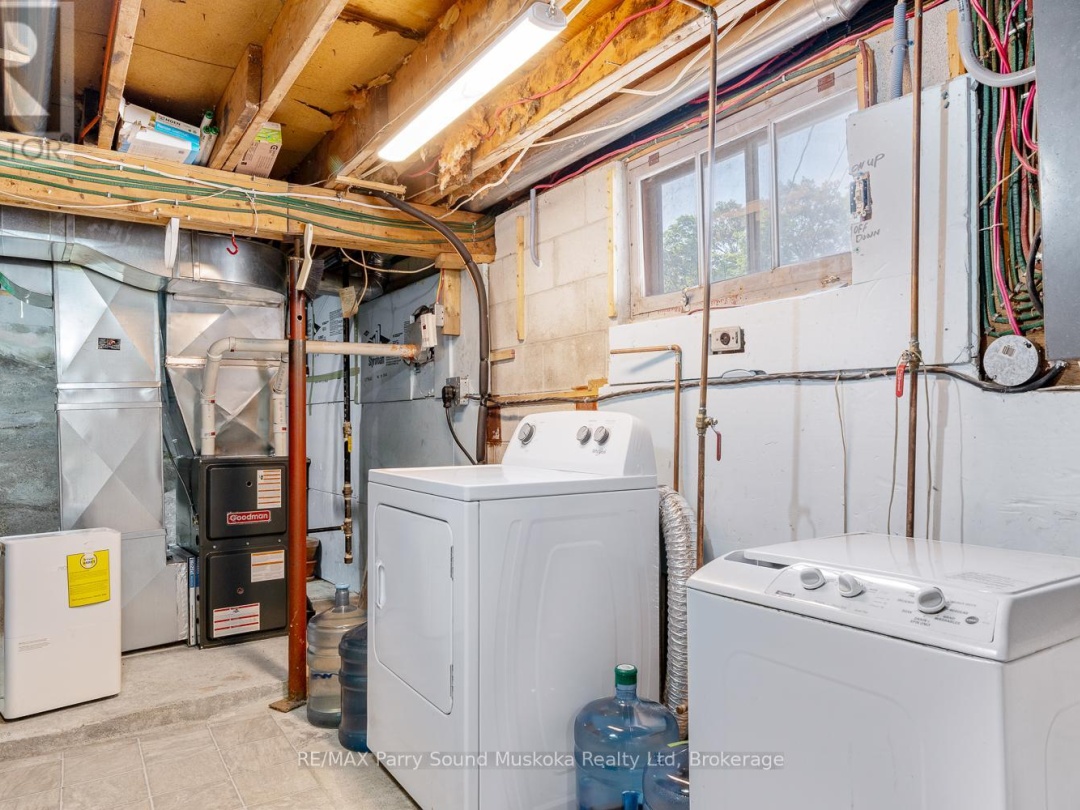 124 PINEWOOD ROAD, 