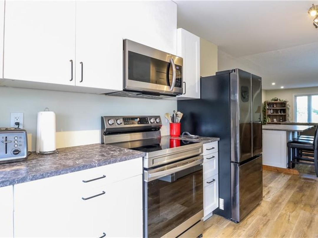 1 MARIPOSA Drive, 