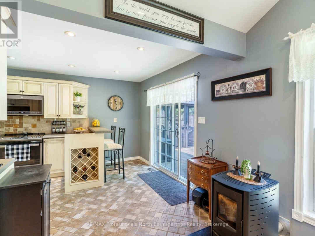 1091 KOSHLONG LAKE ROAD, 