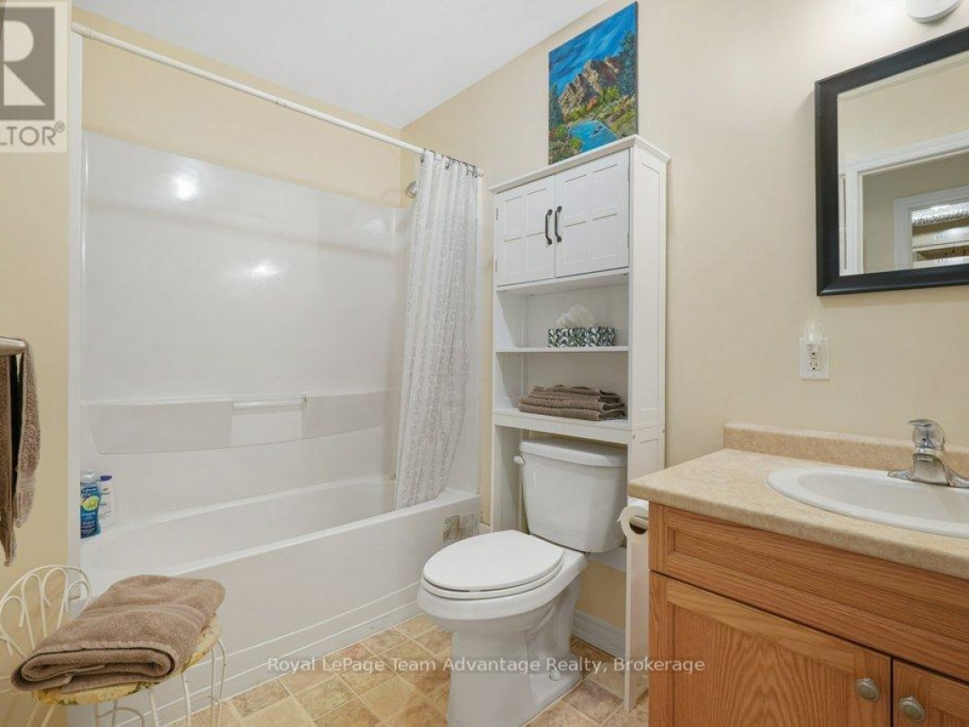 5 - 25 SEGUIN PLACE DRIVE, 